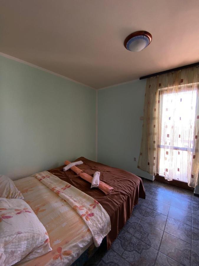 Sunny Apartment *