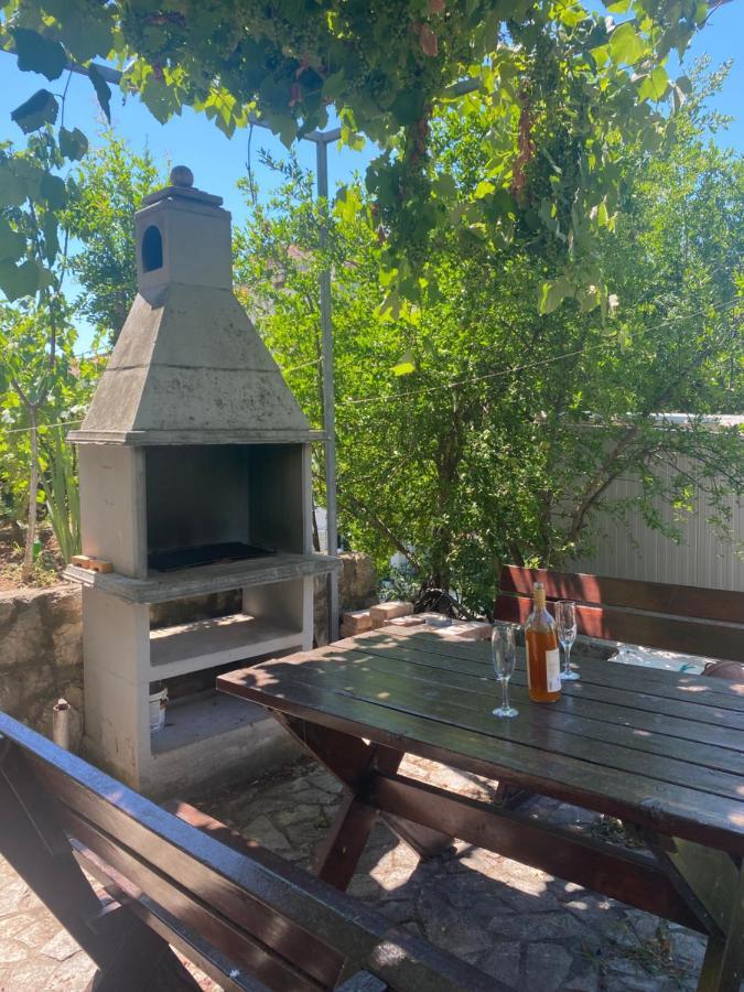 Sunny Apartment Budva